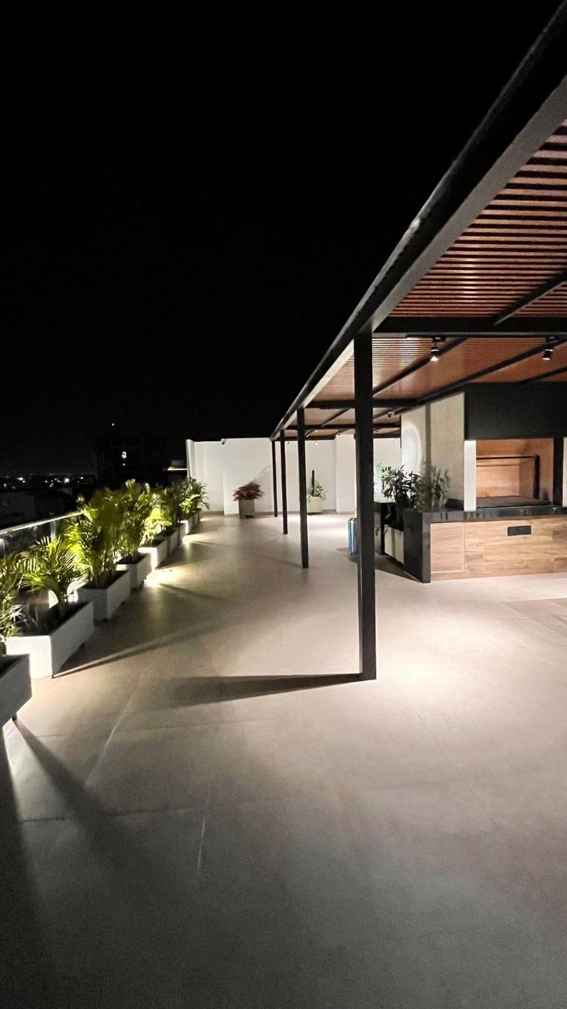 Magnifico Departamento Zona Exclusiva Equipetrol * Santa Cruz de La Sierra